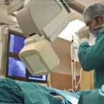 چگونه لیزر به درمان سنگ کلیه کمک می‌کند؟